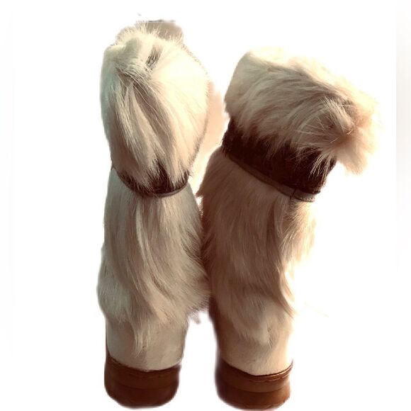 BearPaw goat hair shearling lined boots - Picture 7 of 11